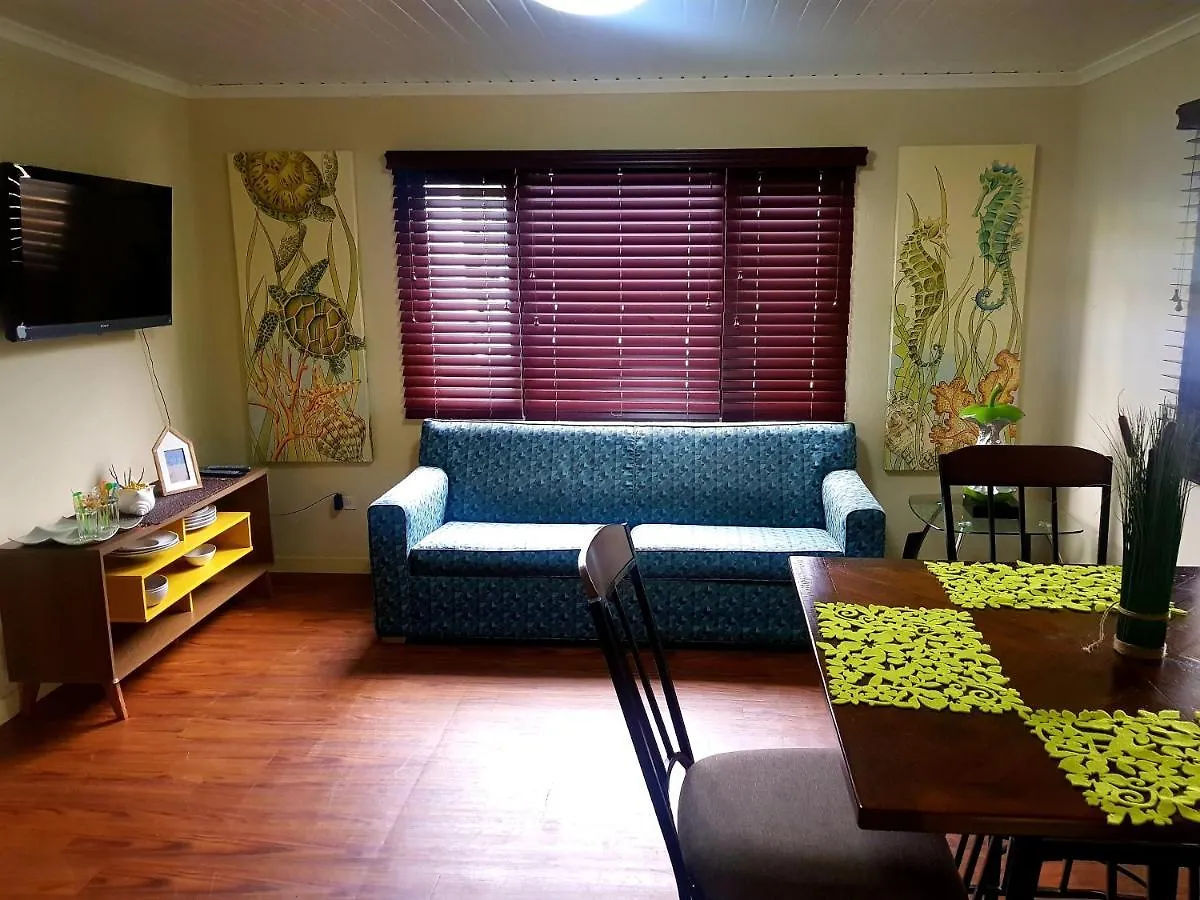 Sandcastle Beach Apartments Palm Beach Guest house