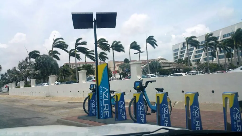 פאלם ביץ' Sandcastle Beach Apartments בית הארחה פאלם ביץ'