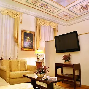 Apart-hotel Tornabuoni La Petite Florença