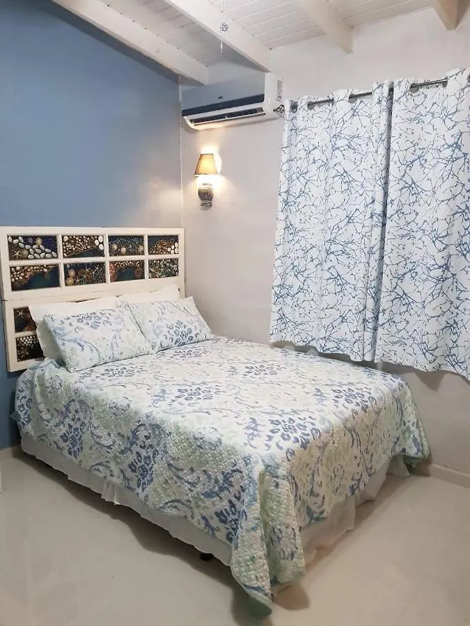 Sandcastle Beach Apartments Παλμ Μπιτς